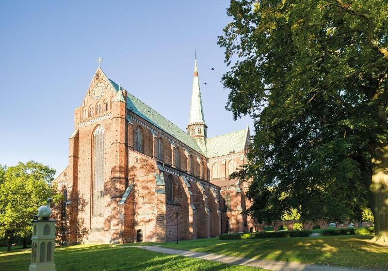 בית מלון כפרי Prinzenpalais Bad Doberan