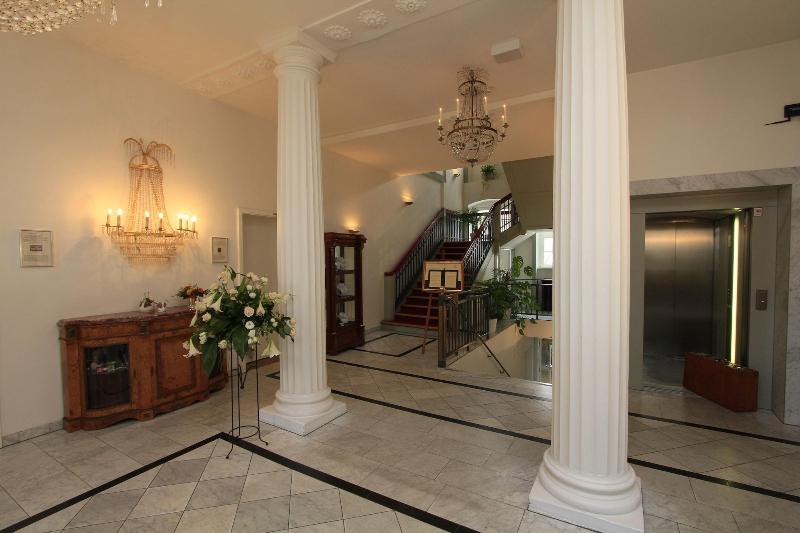 בית מלון כפרי Prinzenpalais Bad Doberan