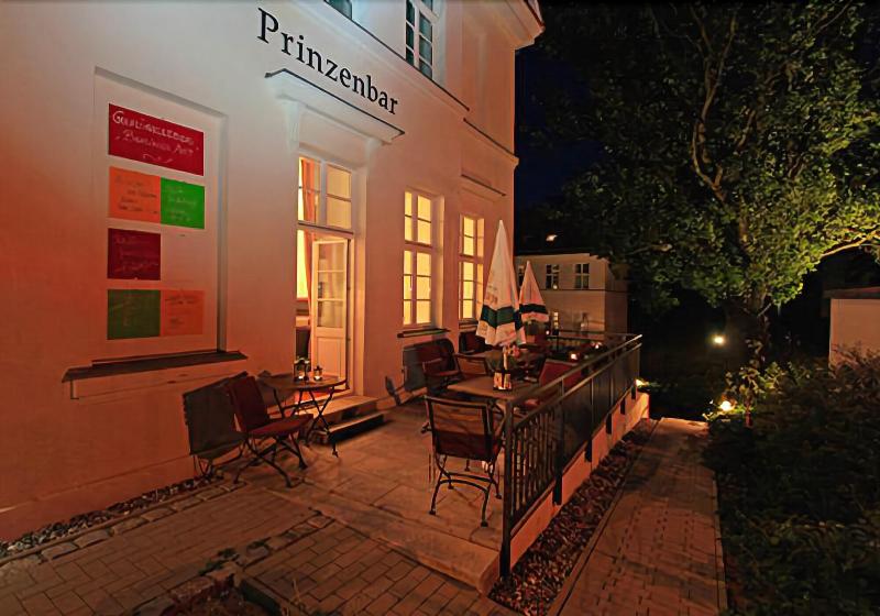 בית מלון כפרי Prinzenpalais Bad Doberan