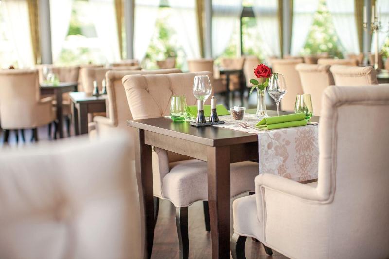 בית מלון כפרי Prinzenpalais Bad Doberan