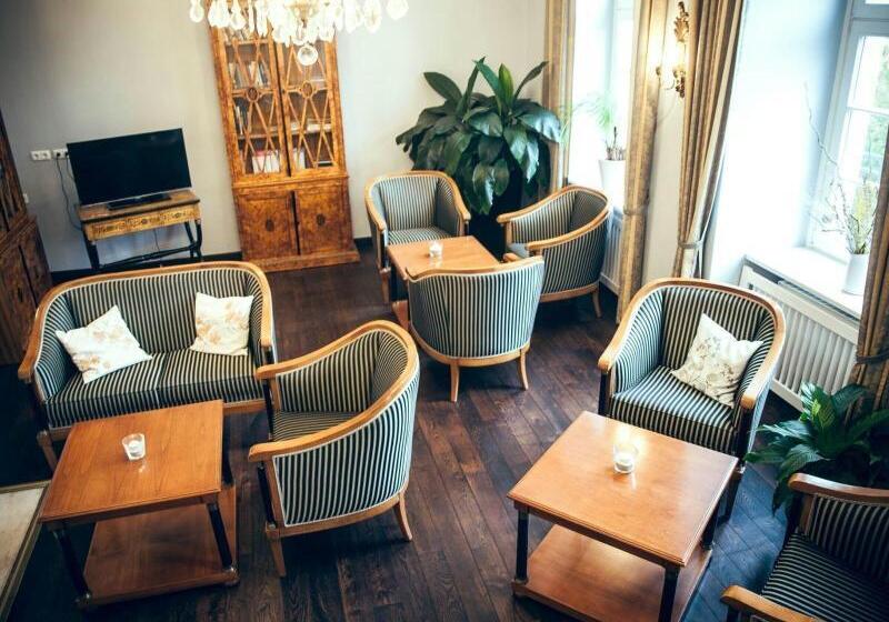 בית מלון כפרי Prinzenpalais Bad Doberan