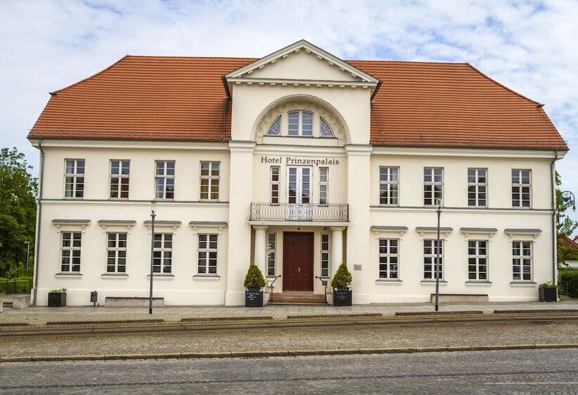 בית מלון כפרי Prinzenpalais Bad Doberan