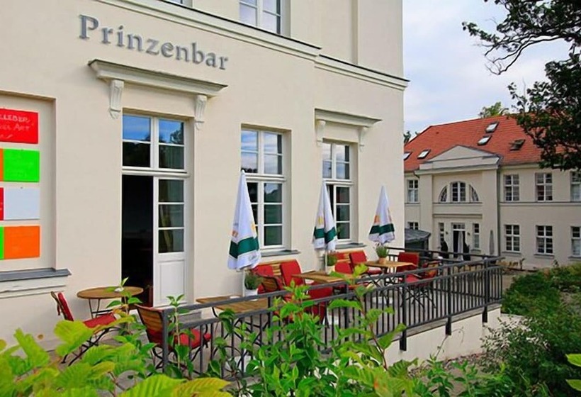 בית מלון כפרי Prinzenpalais Bad Doberan