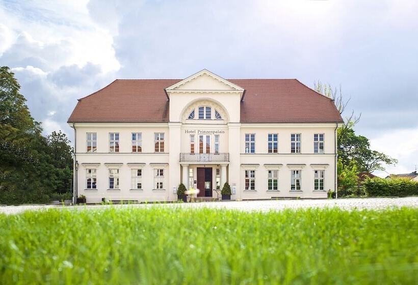 בית מלון כפרי Prinzenpalais Bad Doberan