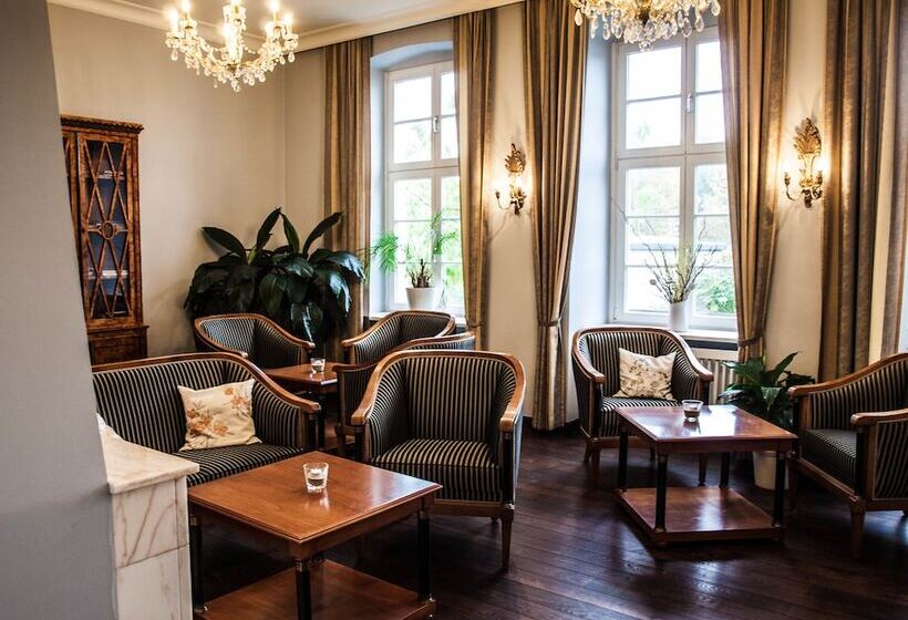 בית מלון כפרי Prinzenpalais Bad Doberan