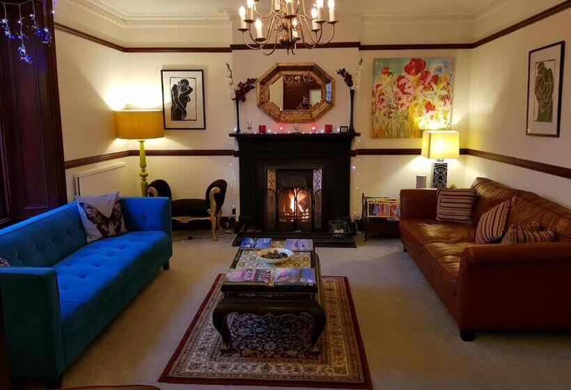 ホテル Redhill House Brs Airport