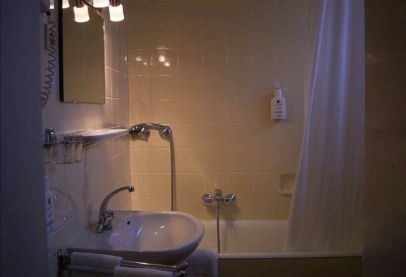 فندق Restaurant Bockshaut