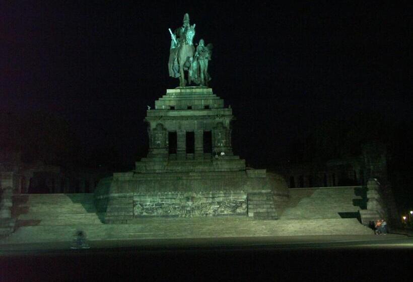 호텔 Restaurant Zur Pfanne