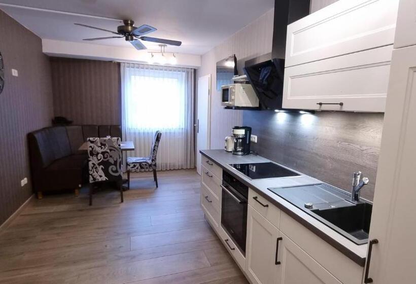 Отель Rhöner Land Garni Bed & Breakfast