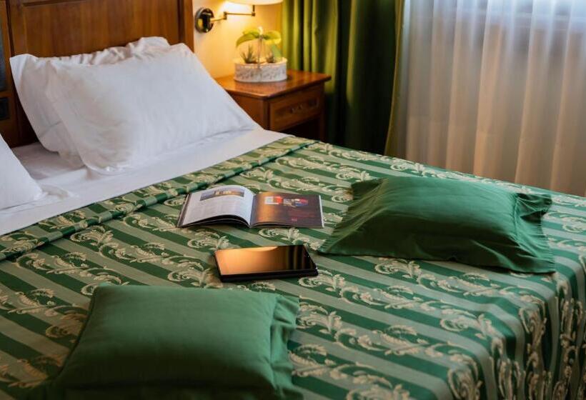 فندق Ristorante Fior