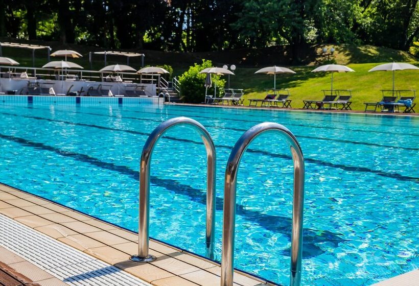 فندق Ristorante Fior