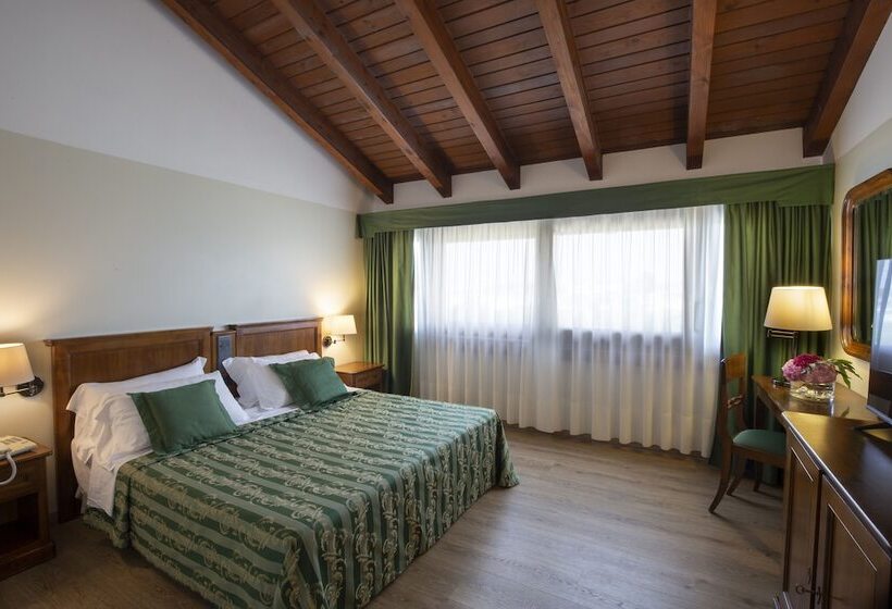 בית מלון כפרי Ristorante Fior