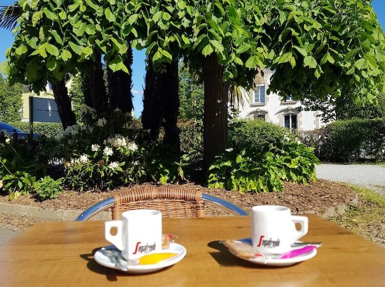 Brit Hotel Essentiel Pontivy Robic