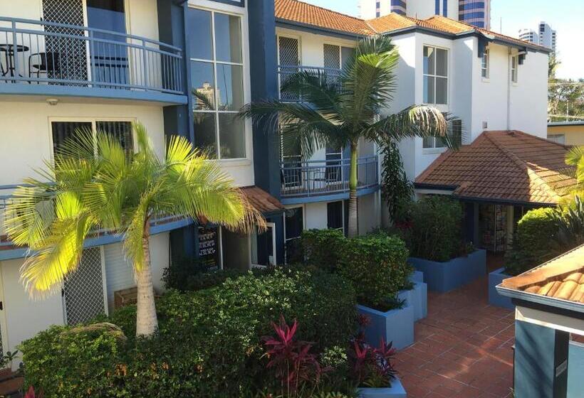 בית מלון כפרי Santana Resort Surfers Paradise