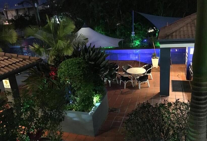 هتل Santana Resort Surfers Paradise