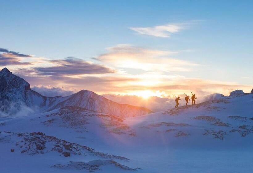 호텔 Schloss Elmau Luxury Spa Retreat & Cultural Hideaway