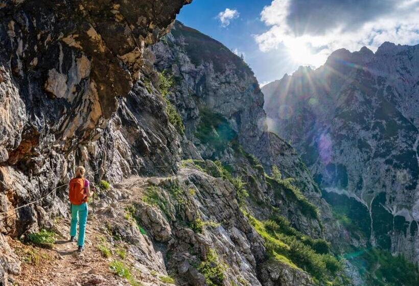 호텔 Schloss Elmau Luxury Spa Retreat & Cultural Hideaway