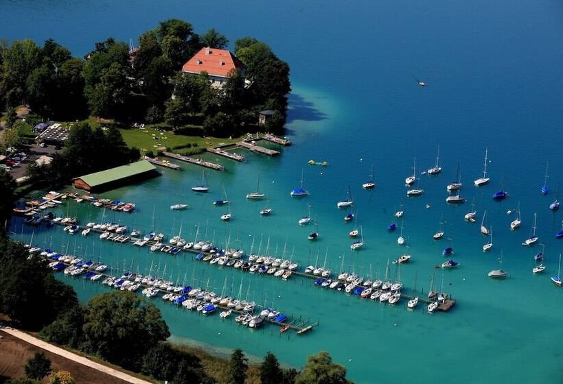 ホテル Das Seepark Wörthersee Resort