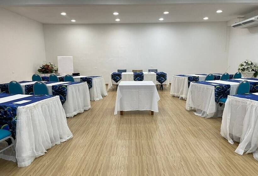 בית מלון כפרי Serrambi Resort