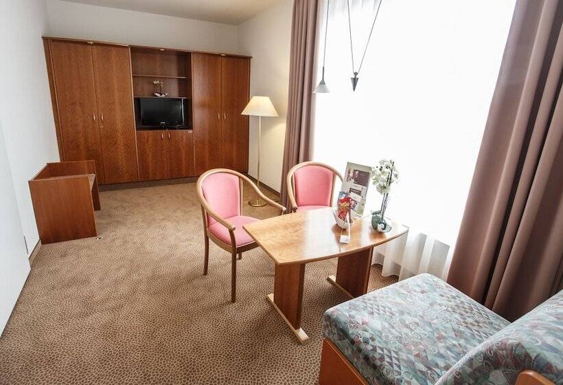 ホテル Sportwelt Radeberg