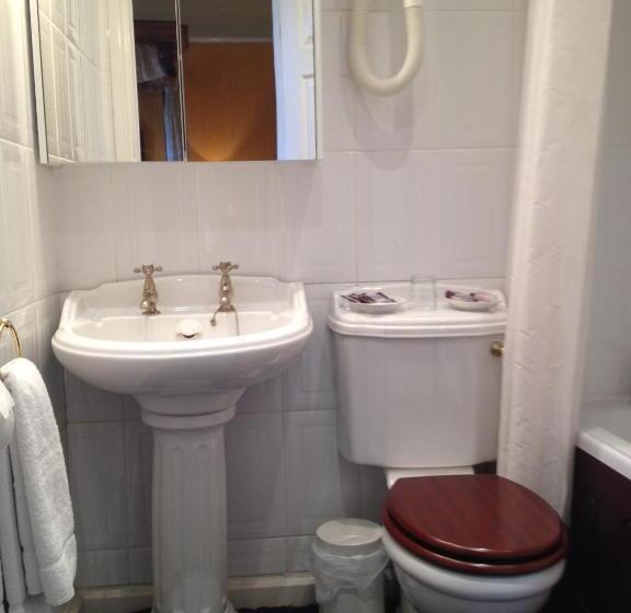 Отель Ty Newydd Country