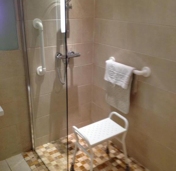 Отель Ty Newydd Country