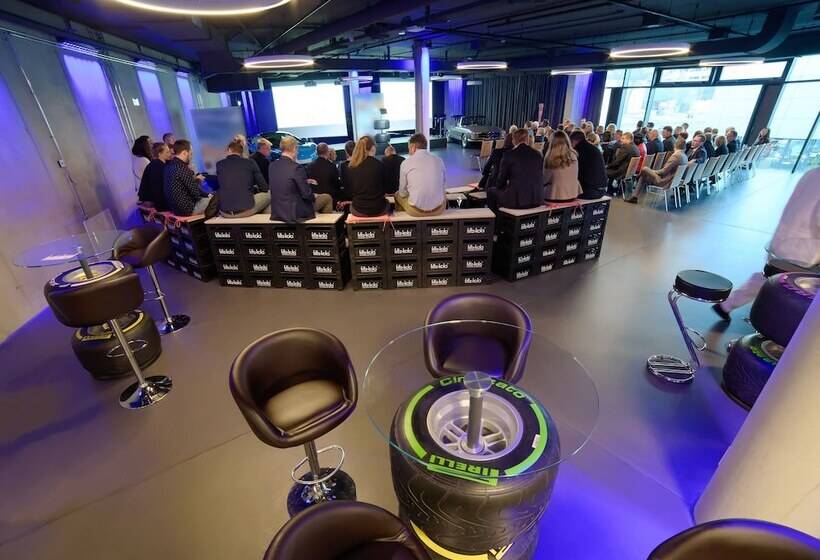 V8 Hotel Classic Motorworld Region Stuttgart