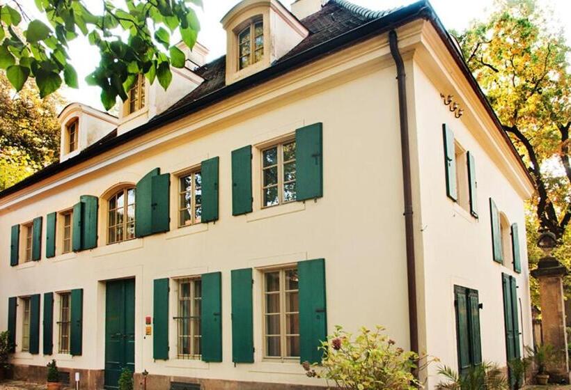 Отель Villa Sorgenfrei & Restaurant Atelier Sanssouci