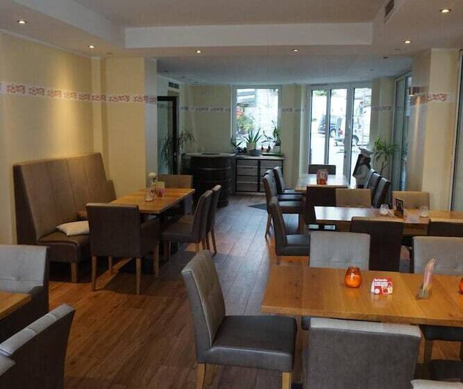 هتل Restaurant Weinhaus Grebel