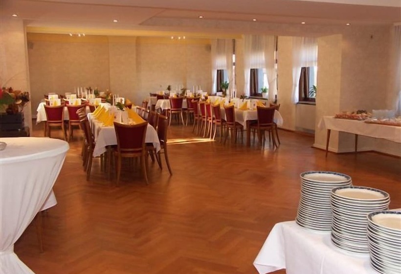 ホテル Restaurant Weinhaus Grebel