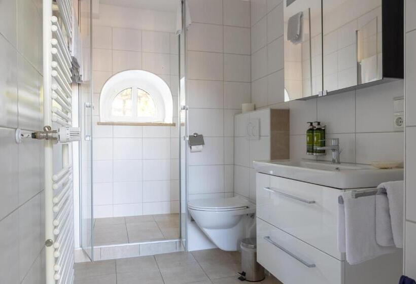 فندق Weisses Haus