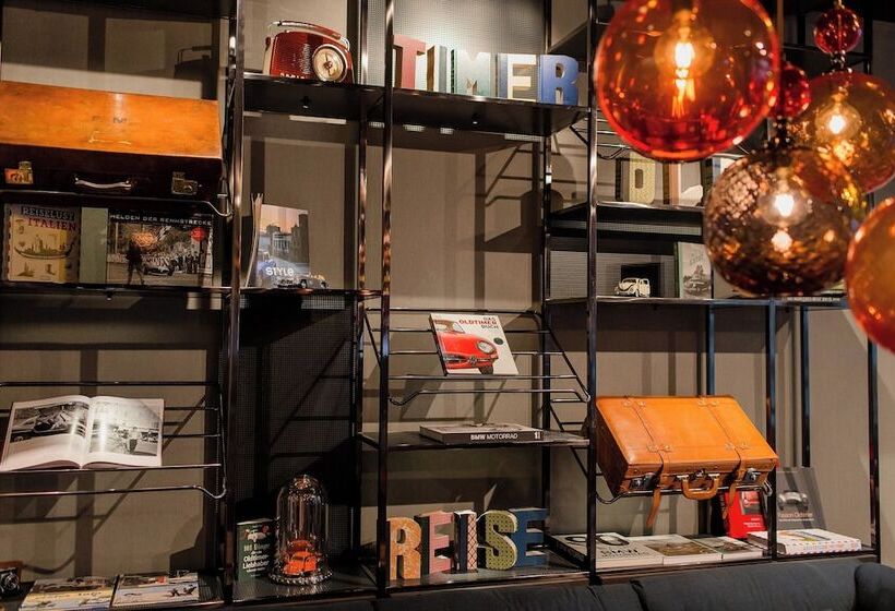 Motel One Frankfurt Eastside