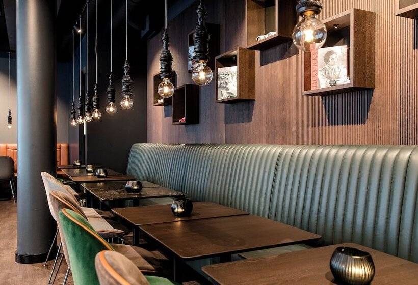 Motel One Frankfurt Eastside