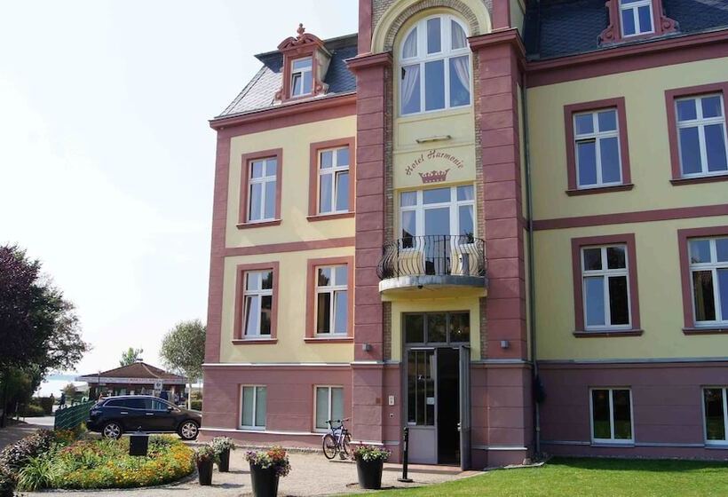 Müritz Hotel Harmonie Inkl Wellnessbereich