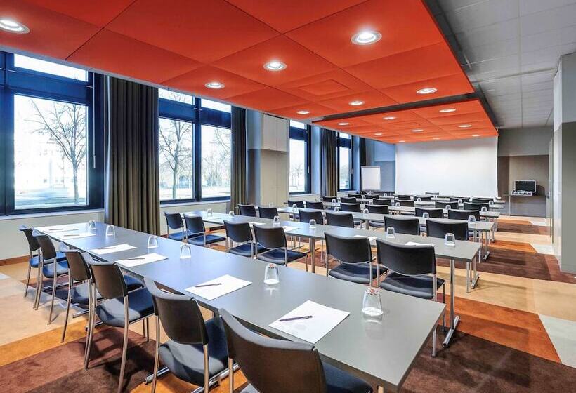 Novotel München Airport Newly Renovated