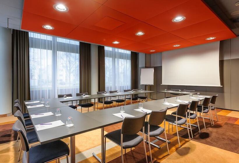 Novotel München Airport Newly Renovated