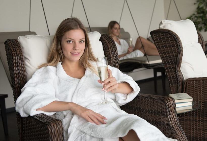 Parkhotel Schillerhain