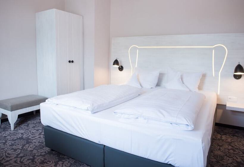 Parkhotel Schillerhain