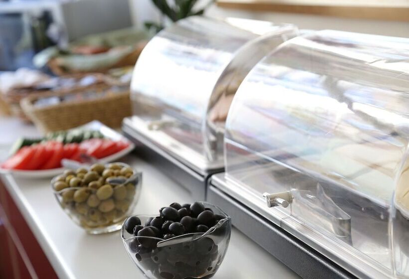 Pension Alpha Frankfurt City Central Station