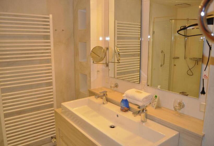 Strandberg S Designhotel Viktoria