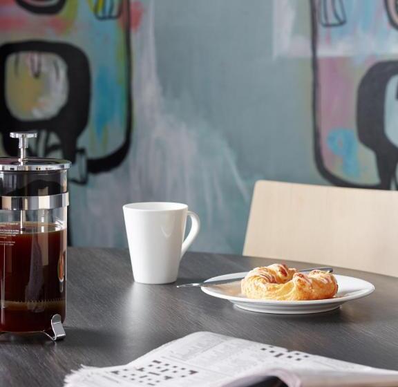 Tyrian Serviced Apartments Fitzroy
