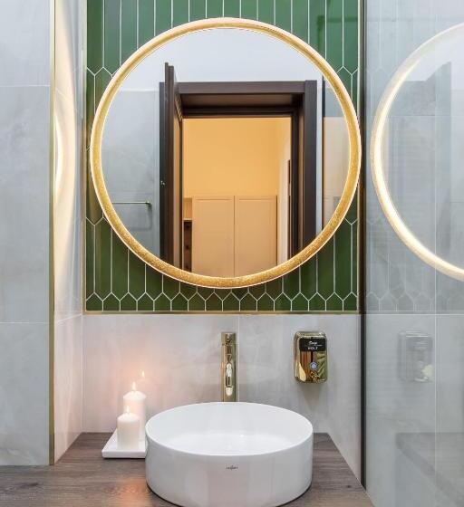 هاستل Holt Old Town Suites