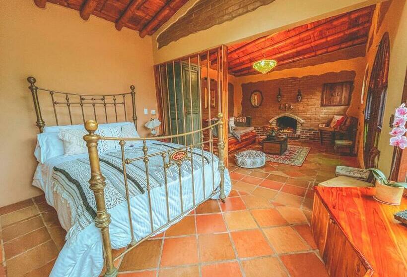 הוסטל La Gloria Reserva Forestal