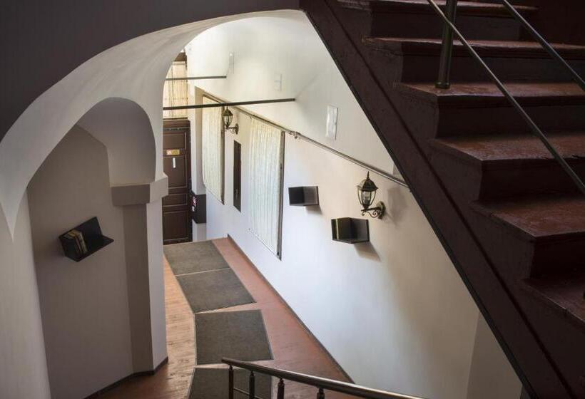 Apart Hotel Kvartira 1