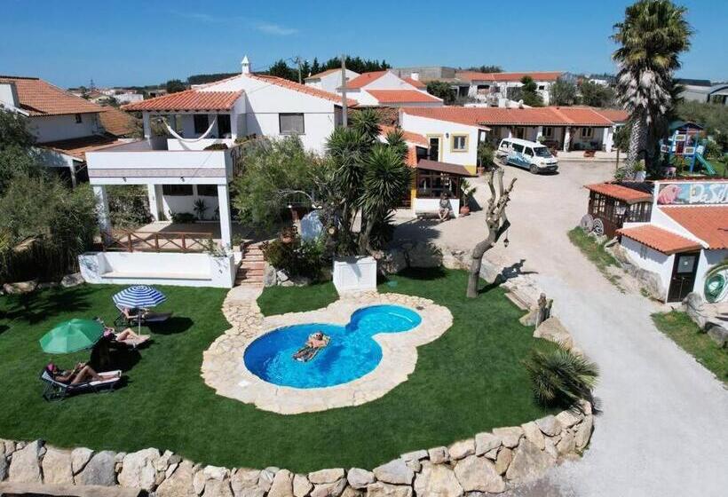 تختخواب و صبحانه Da Silva Surfcamp  3 Bettzimmer Mit Frühstück