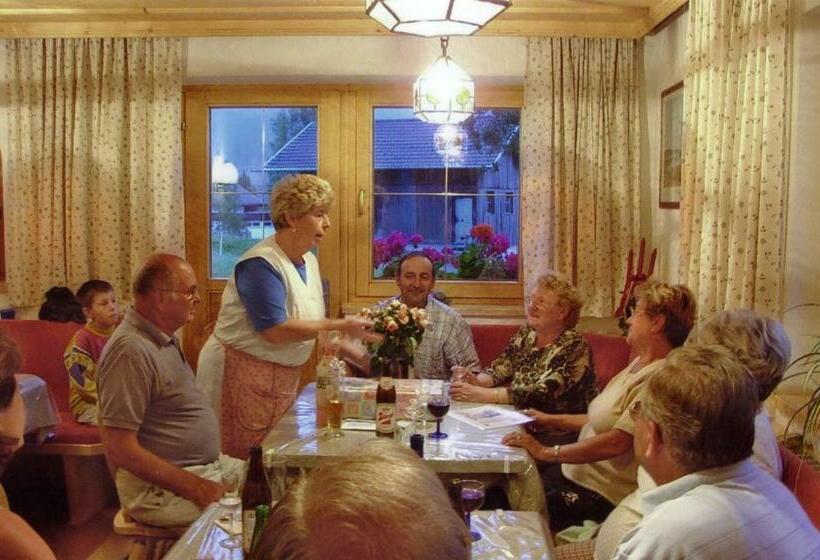 مبيت وإفطار Haus Schweigl