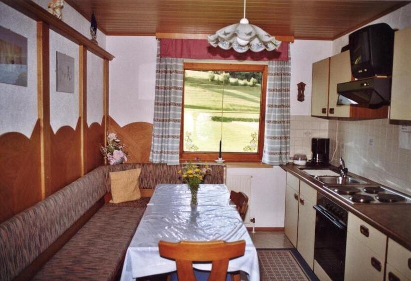 مبيت وإفطار Haus Schweigl