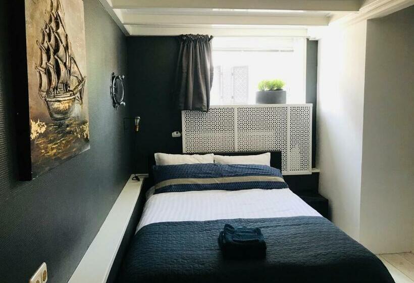 민박 Homestay Harlingen