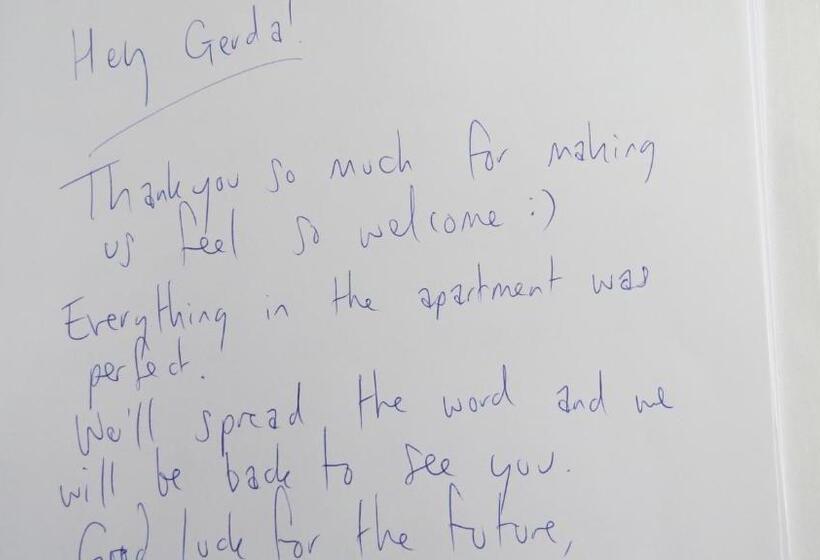 민박 Homestay Harlingen