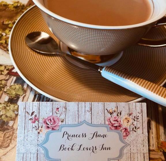 مبيت وإفطار Princess Anne Book Lovers Inn